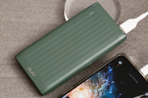 Pin sạc dự phòng Polymer AVA+ DS006 10000mAh