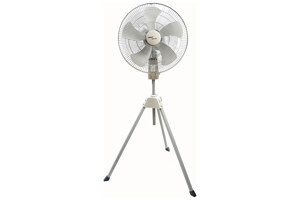 Quạt cây 3 chân Hatari HA-I18M4