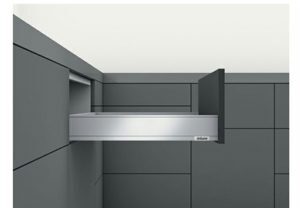 Ray hộp Legrabox Blum 550.72.585