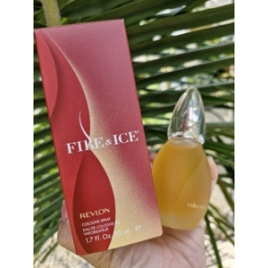 Nước hoa nữ REVLON Fire & Ice Eau de Toilette 50ml