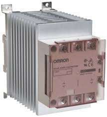 Rơ le bán dẫn Omron G3PE-525B-3N DC12-24 25A