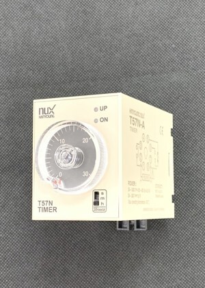 Rơ le thời gian (Timer) Hanyoung T57N-E-03A