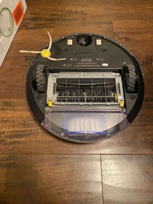 Robot hút bụi Irobot Roomba 675