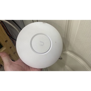 Router - Bộ phát wifi Ubiquiti Unifi AC Lite