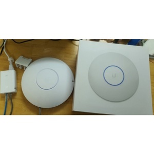 Router - Bộ phát wifi Ubiquiti UniFi AC HD