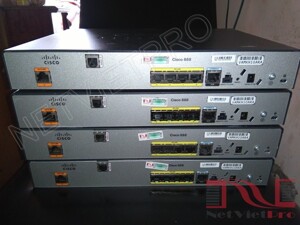 Router Cisco 888-K9