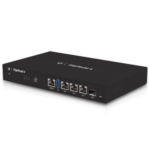 Router và cân băng tải Ubiquiti EdgeRouter 4