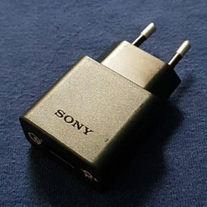 Sạc nhanh Sony UCH10