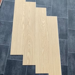Sàn nhựa hèm khóa vân gỗ Decor HS8004