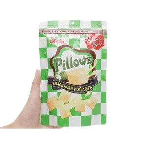 Snack nhân vị sữa dừa Pillows Oishi gói 100g