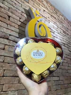 Sô cô la trái tim Ferrero Rocher 100gr (8 viên)