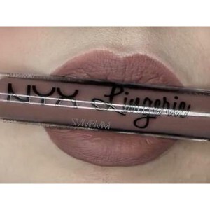 Son kem lì NYX Lingerie Liquid Matte Lipstick LIPLI01 Honeymoon