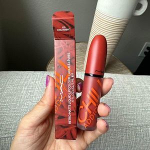 Son MAC kem Retro Matte Liquid Lipcolour