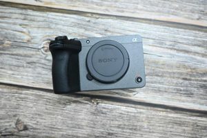 Máy chiếu Sony VPL-FX30 (FX-30) - 4200 lumens