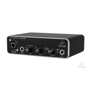 Sound card thu âm Behringer Audio Interface UMC22