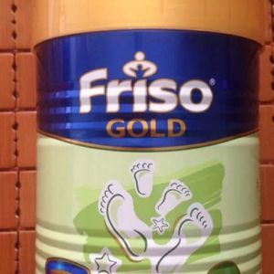 Sữa bột Frisolac Gold 2 - hộp 900g (dành cho trẻ từ 6 - 12 tháng)