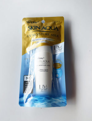 Sữa chống nắng SUNPLAY Skin Aqua-UV Moisture SPF50