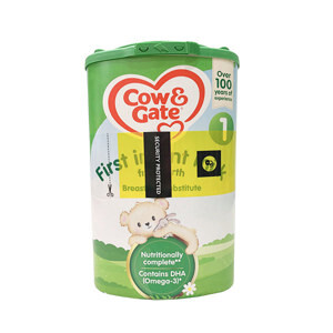 Sữa bột Cow & Gate số 1 - hộp 900g (dành cho trẻ từ 0 - 12 tháng)