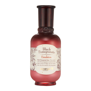 Sữa dưỡng chiết xuất từ lựu Black Pomegranate Emulsion