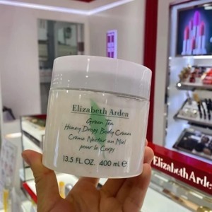 Sữa dưỡng thể Elizabeth Arden tinh chất trà xanh 500ml