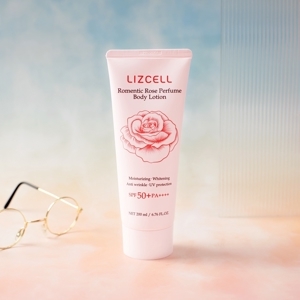 Sữa dưỡng thể hương hoa hồng Fresh Rose Body Lotion 200ml