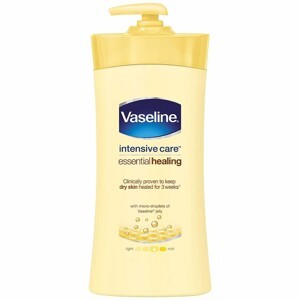 Sữa dưỡng thể Vaseline USA Total Moisture 725ml (nhiều mùi )