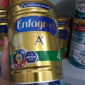 Sữa bột Enfagrow A+ 4 - hộp 900g (dành cho trẻ từ 3 - 6 tuổi)