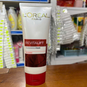 Sữa rửa mặt chống lão hóa Loreal Revitalift Milky Foam 100ml