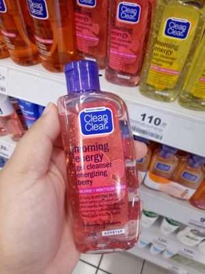 Sữa rửa mặt chống nhờn Clean & Clear 100ml