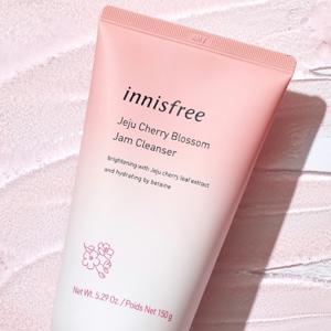 Sữa Rửa Mặt Innisfree Jeju Cherry Blossom Jam Cleanser 150g