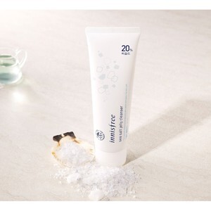 Sửa rửa mặt muối biển Innisfree Sea Salt Jelly Cleanser 20%