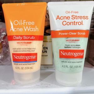 Sữa rửa mặt Neutrogena Oil Free Acne Wash Daily Scrub 125ml