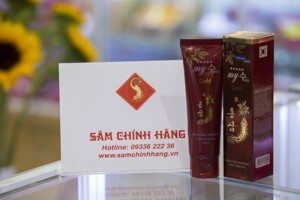 Sữa rửa mặt Sâm Đỏ Korea Red Ginseng Foam Cleansing 130ml