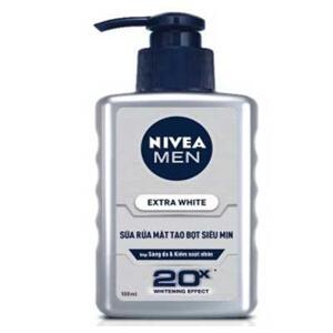 Sữa rửa mặt sáng da tạo bọt siêu mịn NIVEA Men Extra White