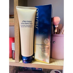 Sữa rửa mặt Shiseido Vital-Perfection Treatment Cleansing Foam