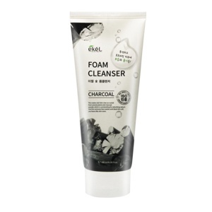 Sữa rửa mặt than hoạt tính Ekel 180ml