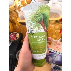 Sữa rửa mặt tinh chất trà xanh Welcos Green Tea Deep Cleansing Foam 120g