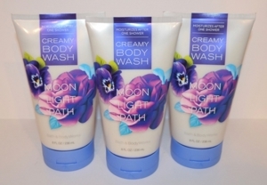 Sữa tắm dưỡng da Bath Body Works Moonlight Path Shower Gel - 295ml