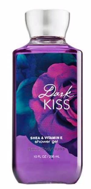 Sữa tắm dưỡng da Dark Kiss-Bath and body work 295ml