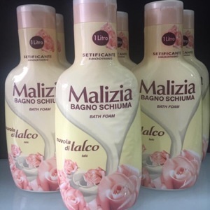 Sữa tắm Malizia bột hoạt thạch 1000ml