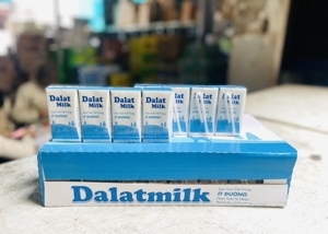 Sữa tươi tiệt trùng Dalat Milk ít đường thùng 48 hộp x 110ml