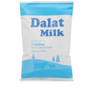 Sữa tươi tiệt trùng ít đường Dalat Milk bịch 220ml