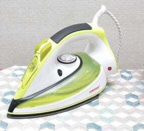 Bàn là hơi nước Sunhouse SHD2062 (SH-2062) - 2200W