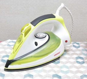 Bàn là hơi nước Sunhouse SHD2062 (SH-2062) - 2200W