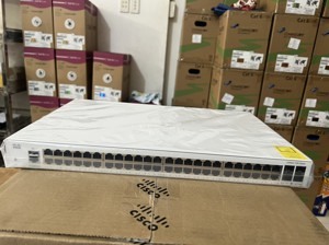 Switch Cisco Catalyst C1000-48T-4G-L