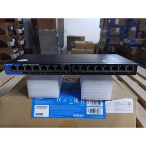 Switch Linksys LGS124P, 24-Port