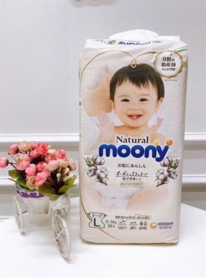 Tã dán Moony Natural L38 - 38 miếng (cho bé từ 9-14kg)