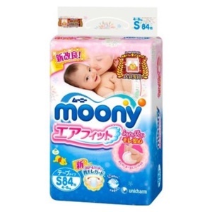 Tã dán Moony size S 84 miếng (trẻ từ 4 - 8kg)