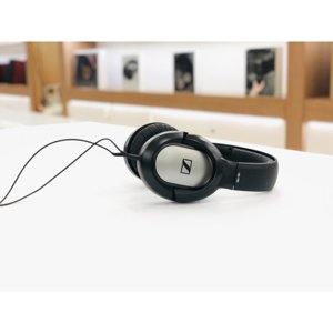 Tai nghe chụp đầu Sennheiser HD 180