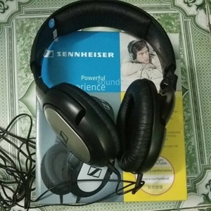 Tai nghe chụp đầu Sennheiser HD 180